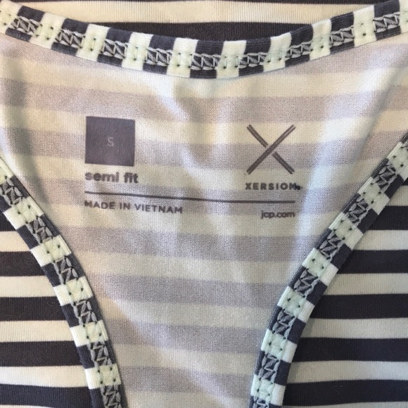 Xersion semi-fit exercise tanks (2) - Picture 3 of 4